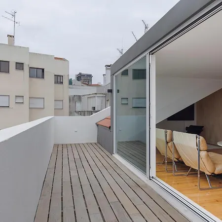 Ola Apartment